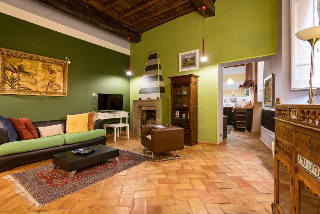 Rome As You Feel - Vicolo Delle Grotte الغرفة الصورة
